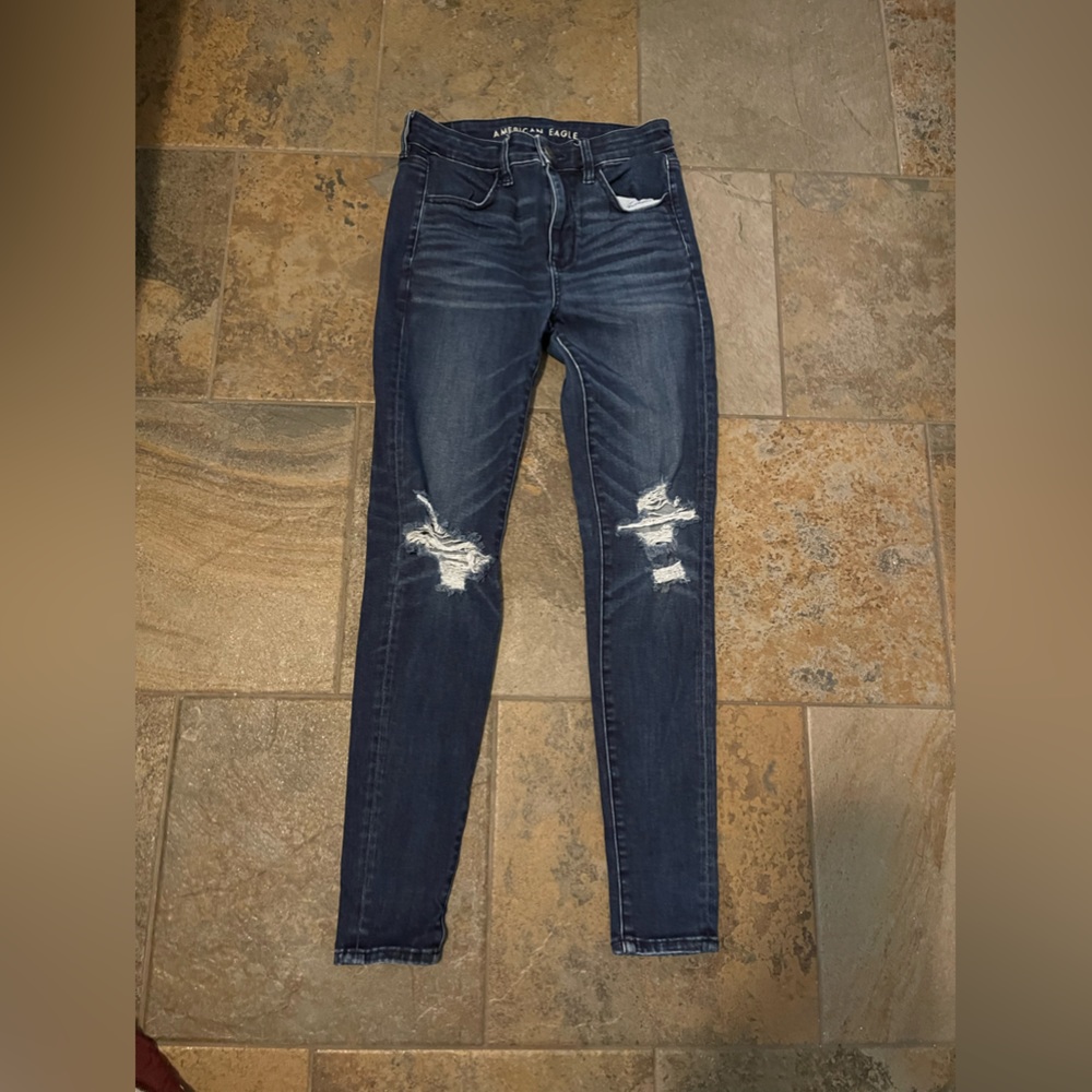 American Eagle distressed high-rise jeggings next level stretch size 6 dark wash